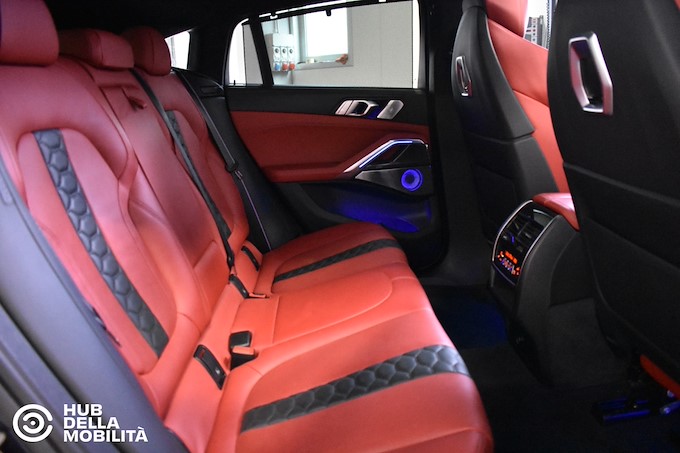 BMW X6 M Competition 48V
